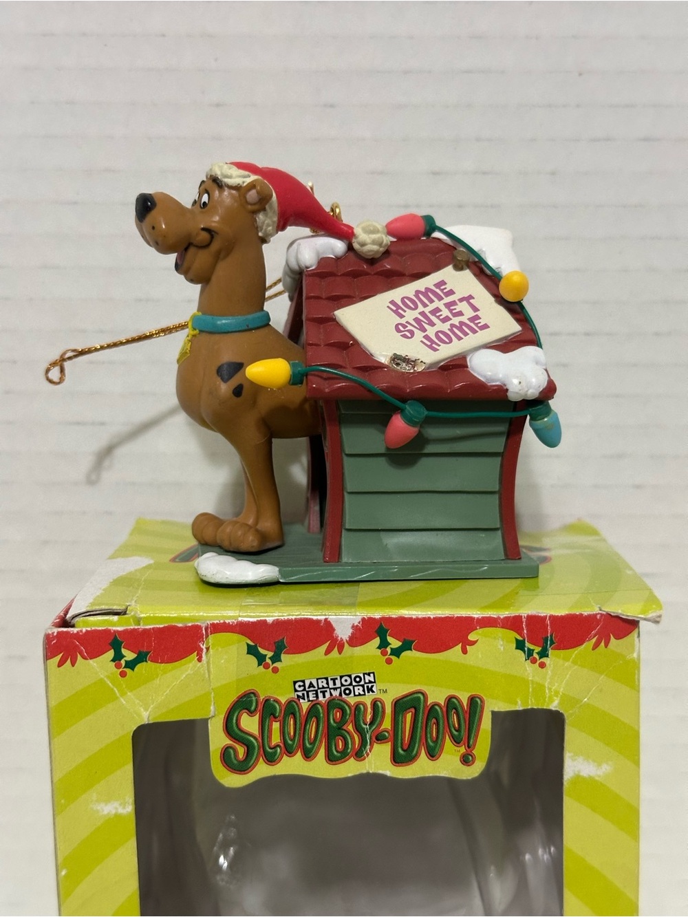 1999 Matix Scooby-Doo Cartoon Home Sweet Home Holiday Ornament #6 - Picture 2 of 7